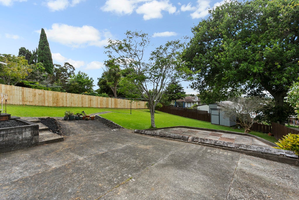 25 Hilling Street, Titirangi, Auckland - Carousel 14
