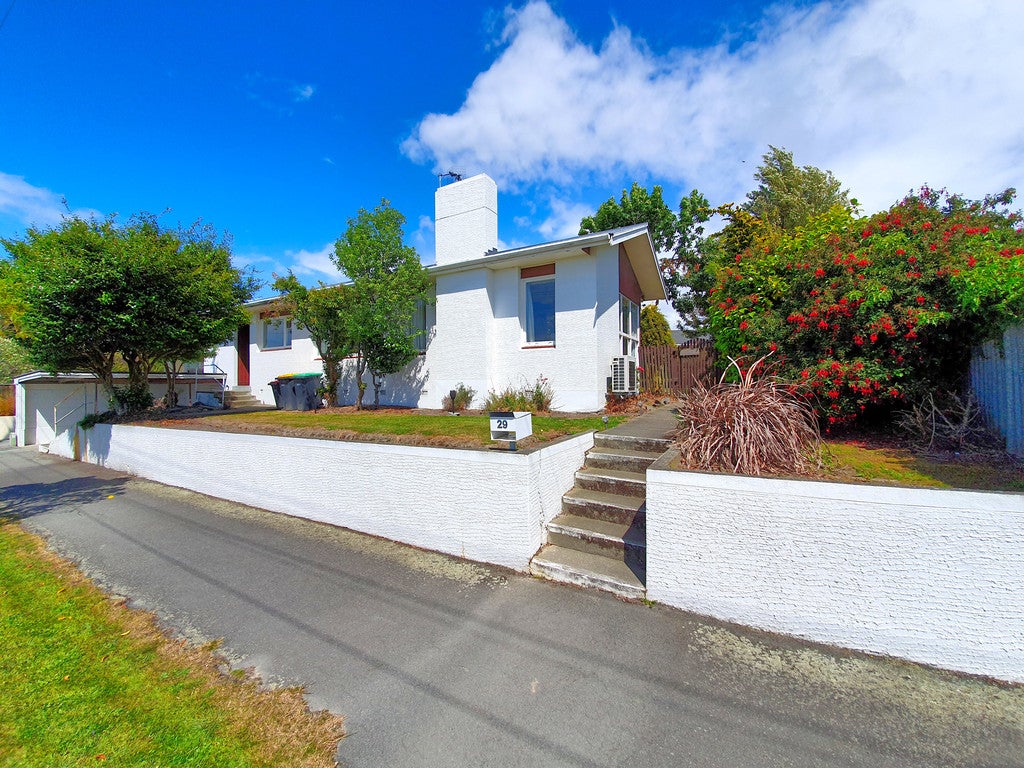 29 Barnes Street, Glenwood, Timaru - Carousel 1