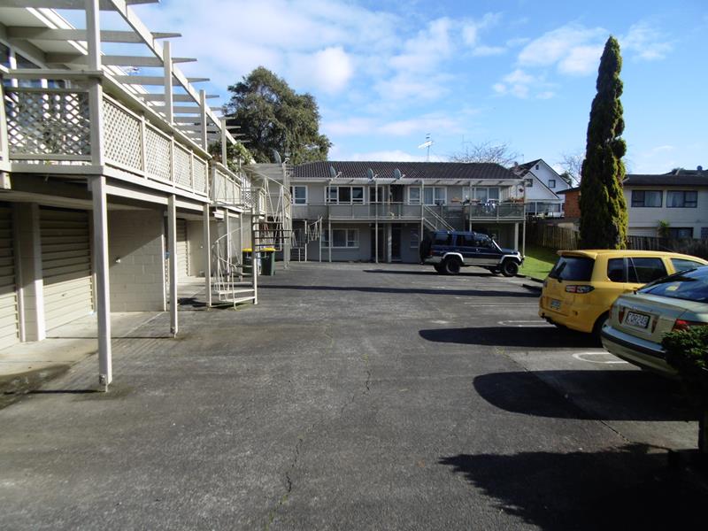 3/170 Queen Street, Northcote Point, Auckland - Carousel 2