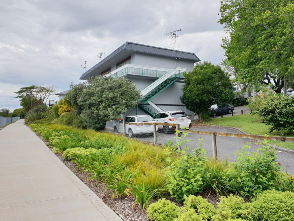 2/4 Moana Street, Frankton, Hamilton - Carousel 1