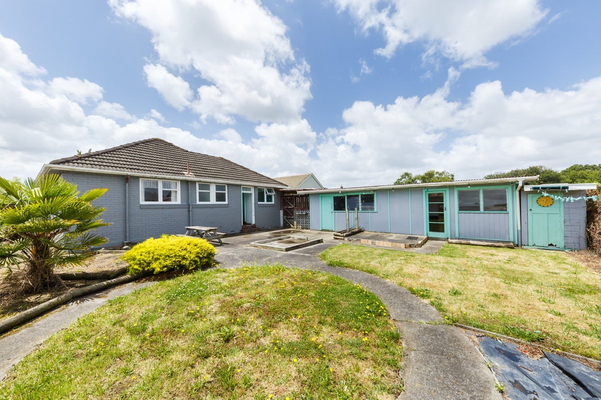 12 Haversham Street, Highbury, Palmerston North - Carousel 17