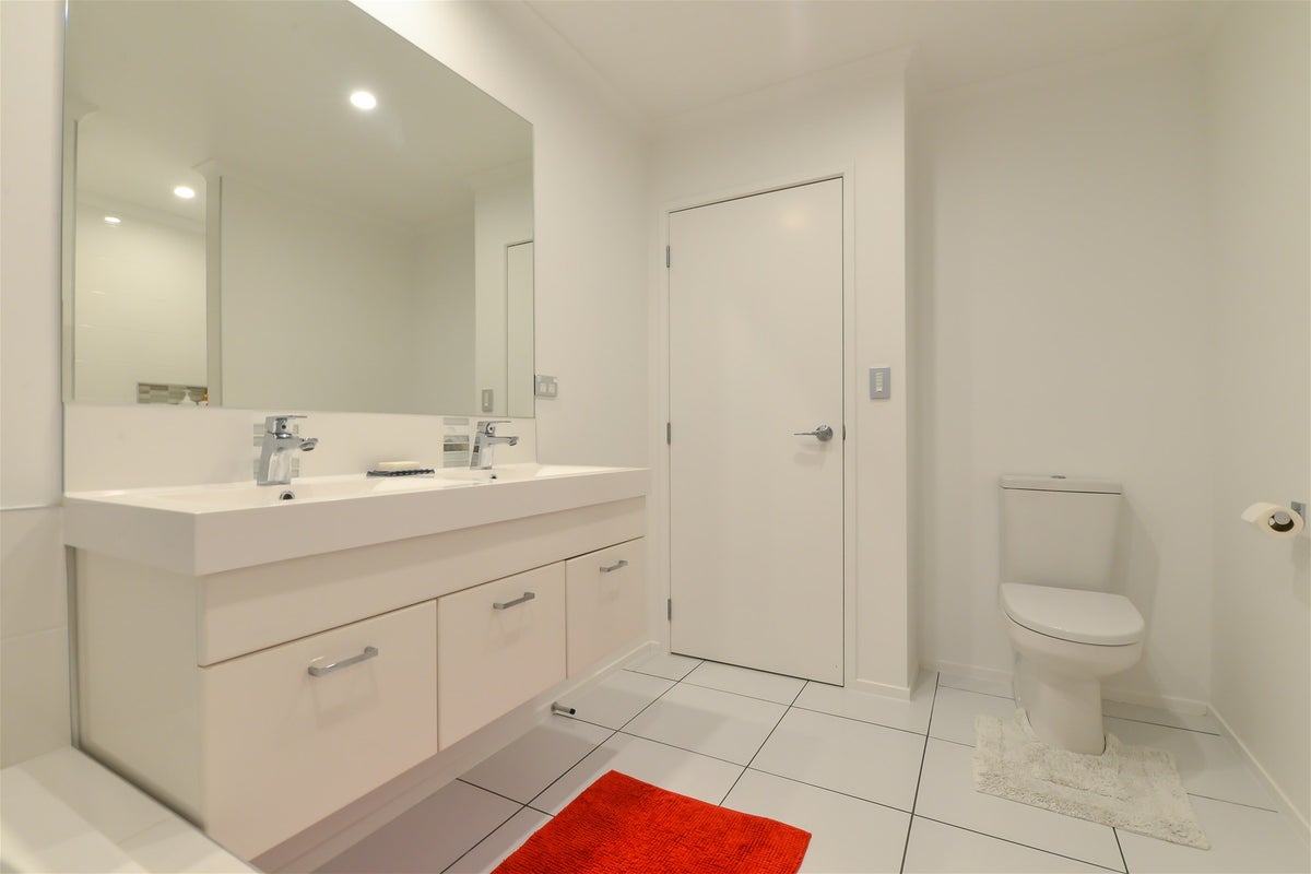 2 Paritai Place, Flagstaff, Hamilton - Carousel 22