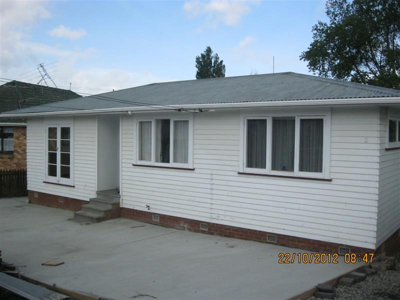 11 Hannah Road, Otara, Auckland - Carousel 1
