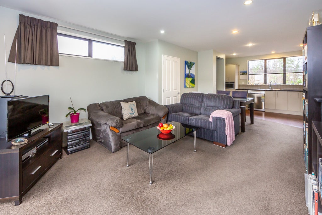 4/130 Packe Street, Edgeware, Christchurch - Carousel 2