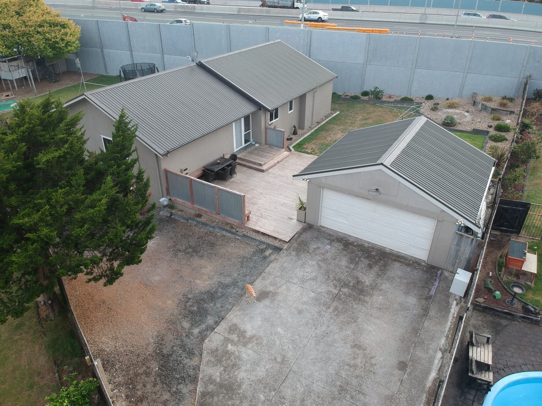17 Brylee Drive, Conifer Grove, Takanini - Carousel 2