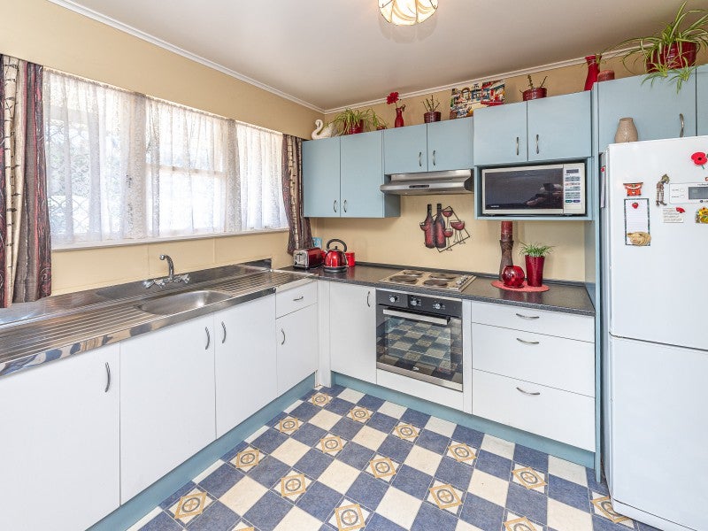 60D Mosston Road, Castlecliff, Whanganui - Carousel 2