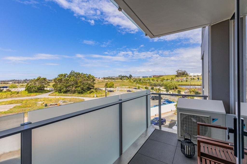 204/3 Rose Garden Lane, Albany, Auckland - Carousel 14