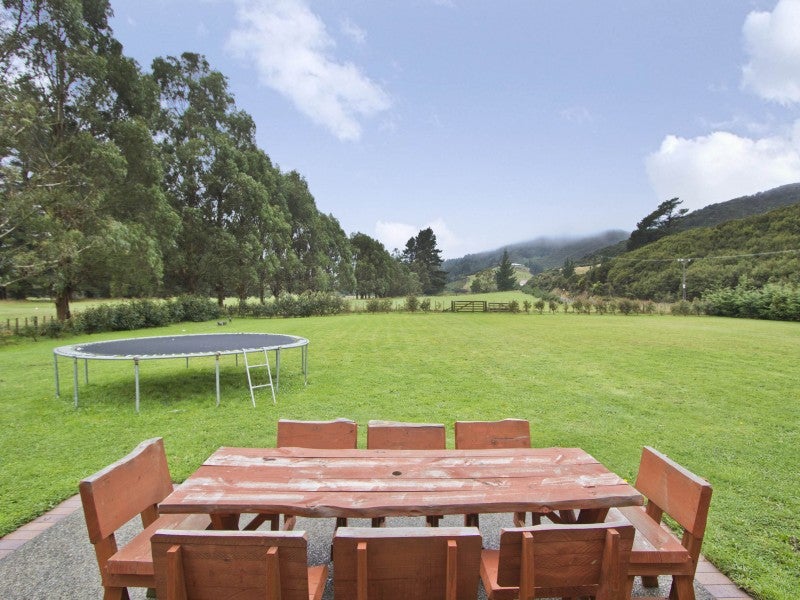 352 Coast Road, Wainuiomata Coast, Wainuiomata - Carousel 2