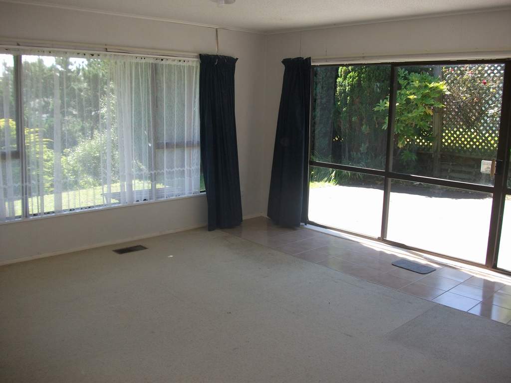 70 Mercury Way, Whitby, Porirua - Carousel 14