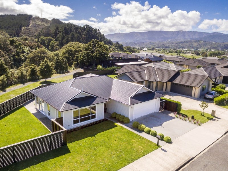 80 Riverstone Drive, Riverstone Terraces, Upper Hutt - Carousel 2