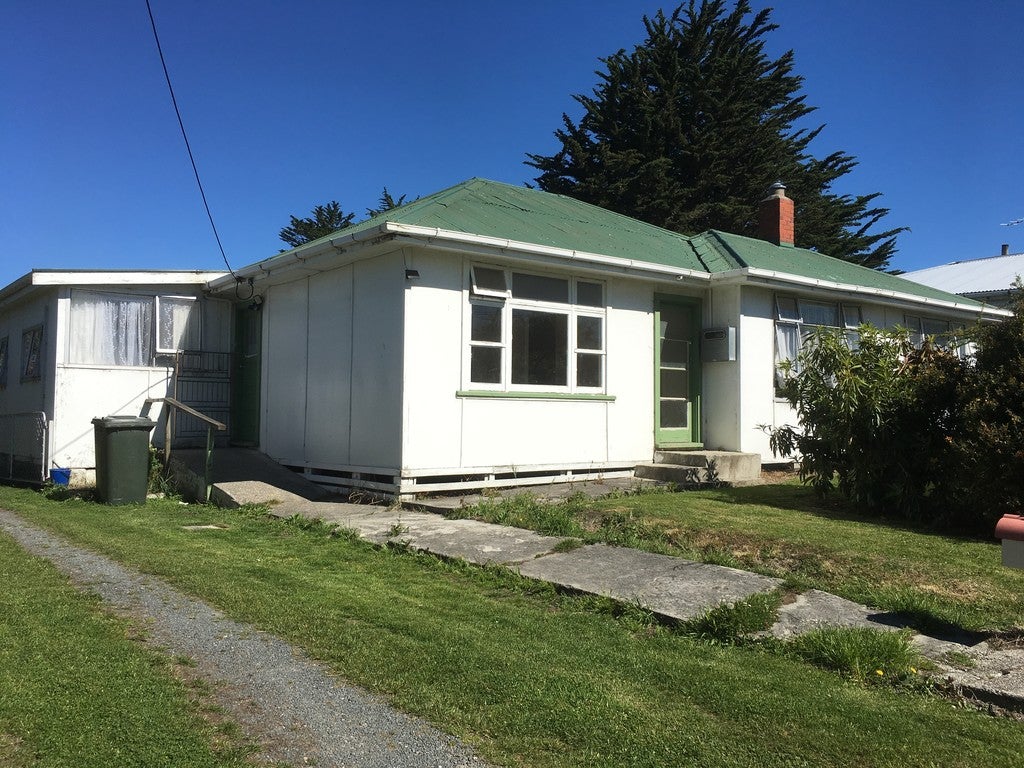 53 Main Road, Clinton - Carousel 1