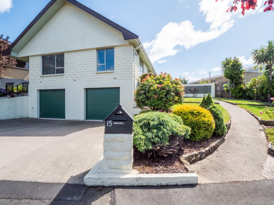 15 Estuary Crescent, Fairfield, Dunedin - Carousel 1