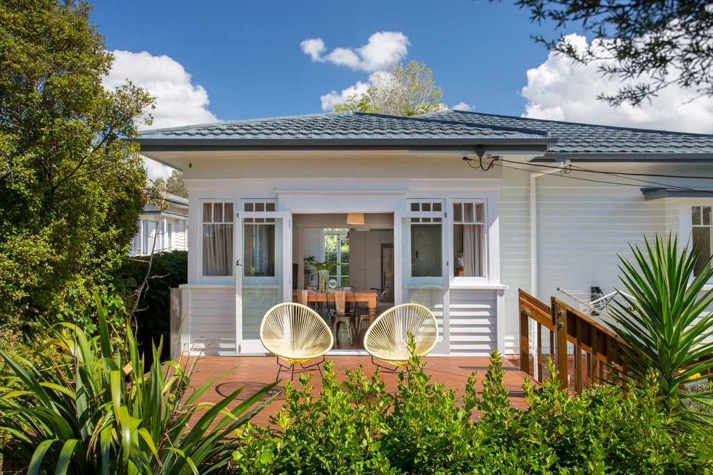 26 Wattle Street, New Lynn, Auckland - Carousel 2