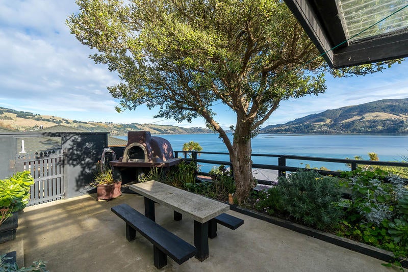 18 Lauder Street, Company Bay, Dunedin - Carousel 1