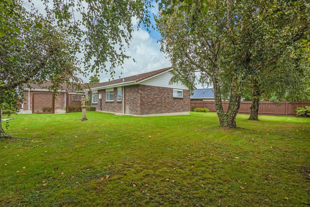 67 Pacific Drive, Fitzherbert, Palmerston North - Carousel 20