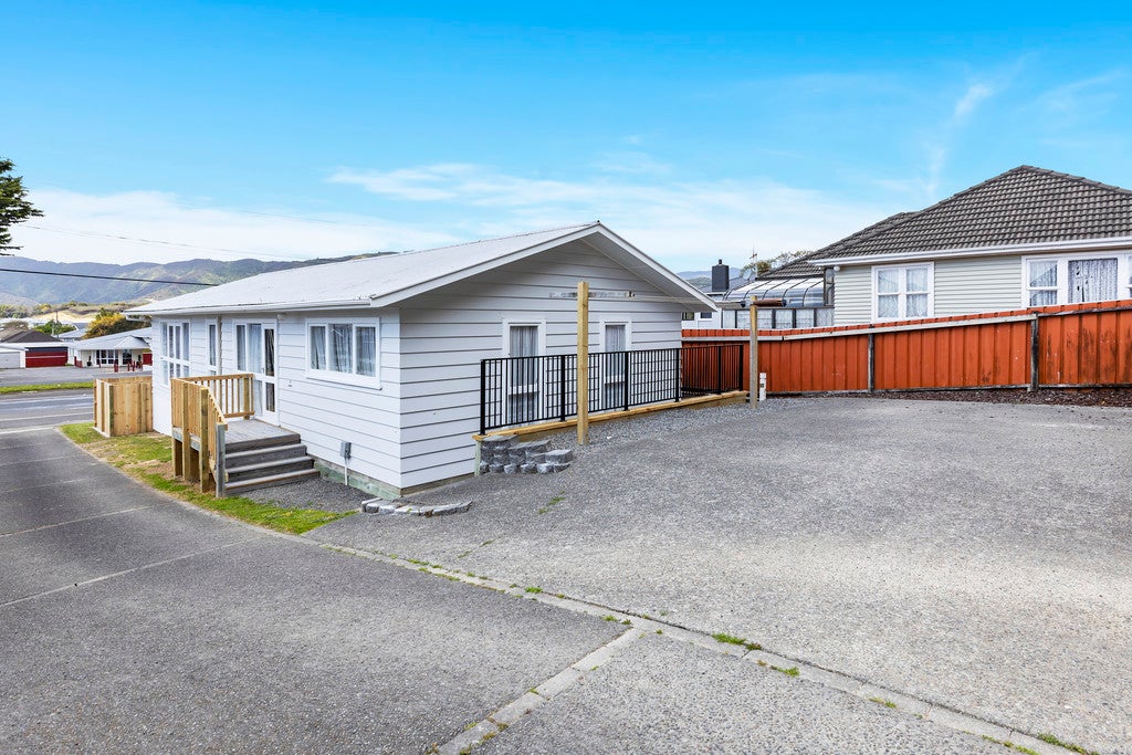 129A Wainuiomata Road, Wainuiomata, Lower Hutt - Carousel 18