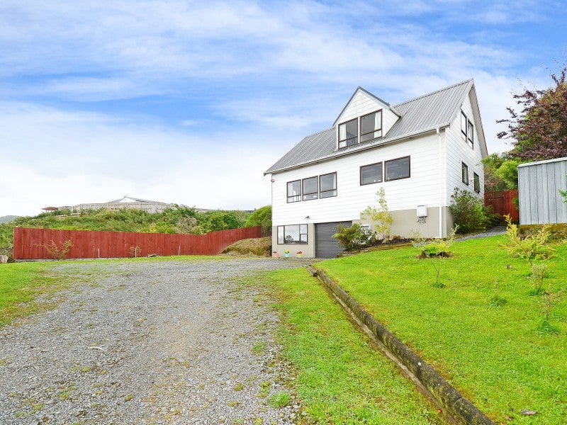 38 Blueberry Grove, Timberlea, Upper Hutt - Carousel 20