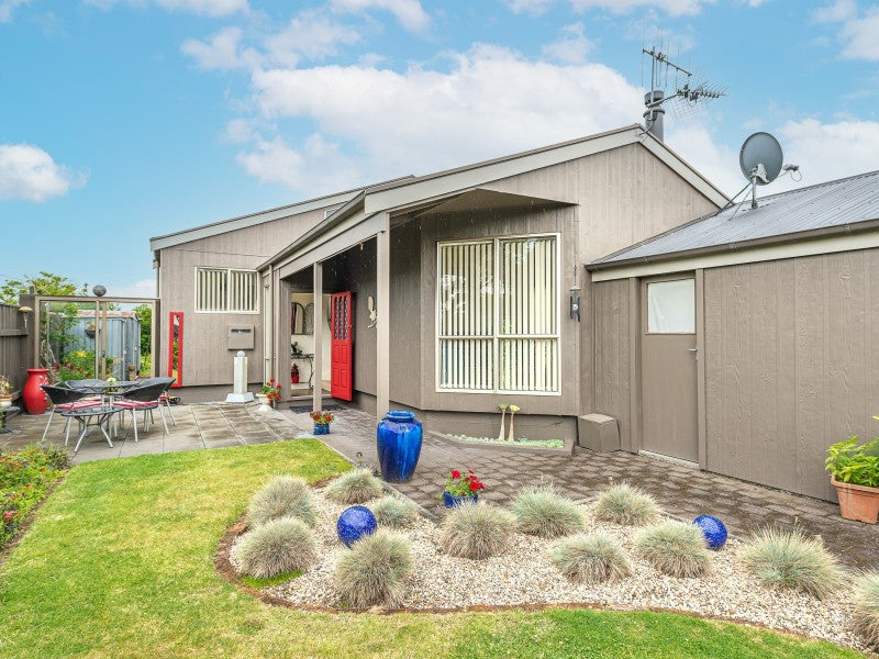33 Lewis Avenue, Aramoho, Whanganui - Carousel 1