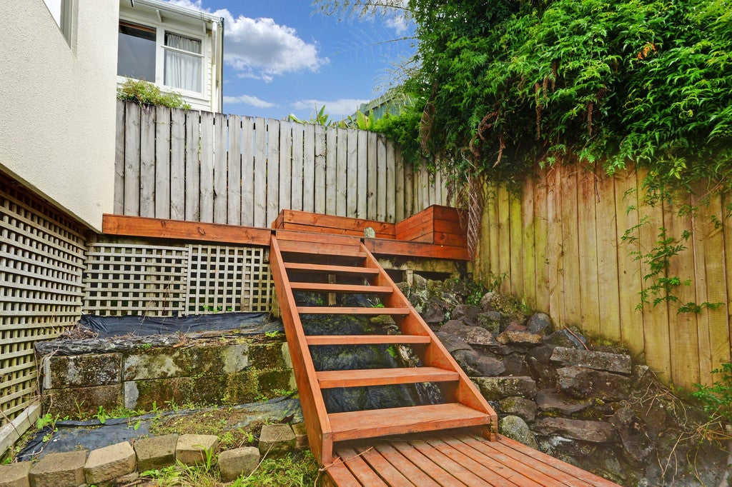 2/80 Manuka Road, Glenfield, Auckland - Carousel 15