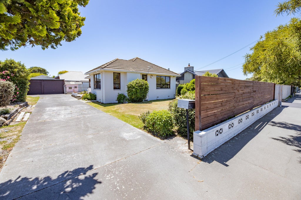 1/79 Prestons Road, Redwood, Christchurch - Carousel 1