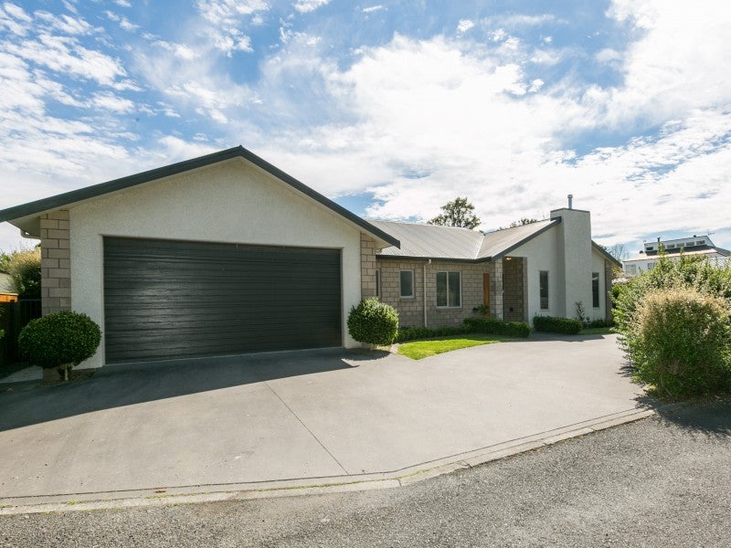 13 Grey Street, Bay View, Napier - Carousel 25