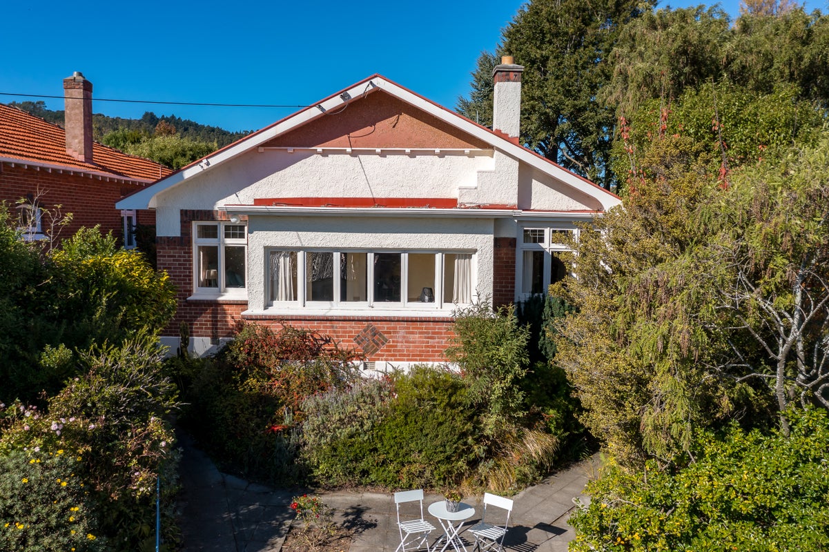 78 Evans Street, Opoho, Dunedin - Carousel 1