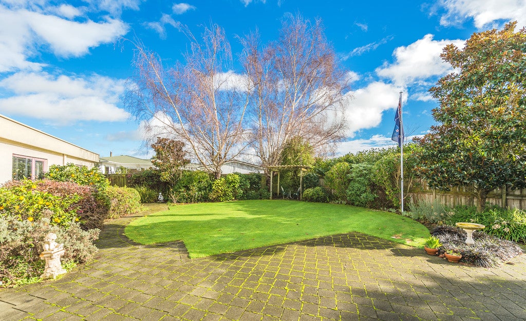 4 Edmonds Drive, Otamatea, Whanganui - Carousel 21