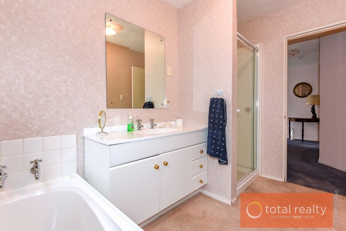 2/5 Rearsby Drive, Halswell, Christchurch - Carousel 14