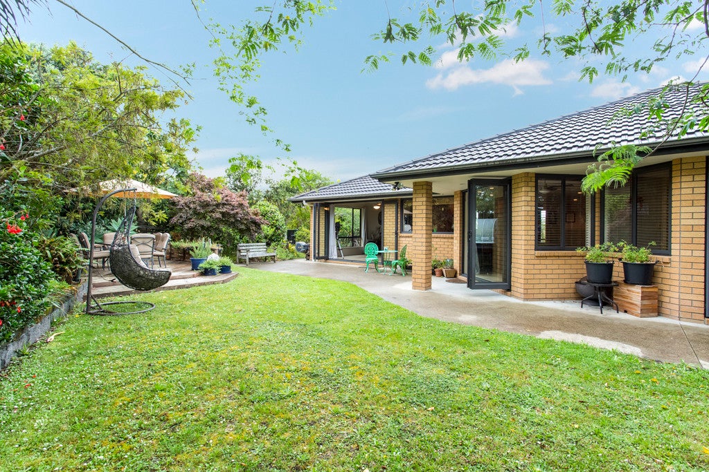 60 Omana Avenue, Helensville - Carousel 1