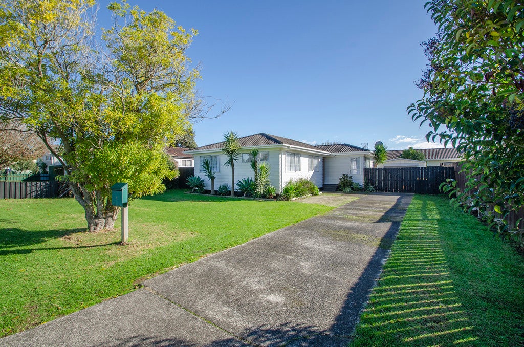 5 Benton Place, Manurewa, Auckland - Carousel 1