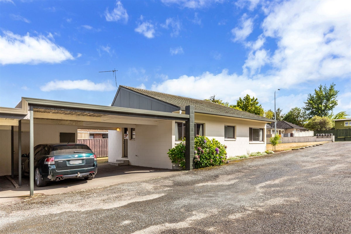 139 Te Heuheu Street, Taupo, Taupo - Carousel 1