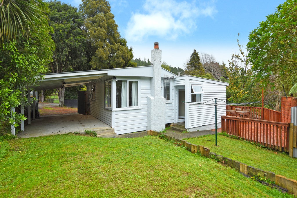 111 Kamahi Street, Stokes Valley, Lower Hutt - Carousel 1