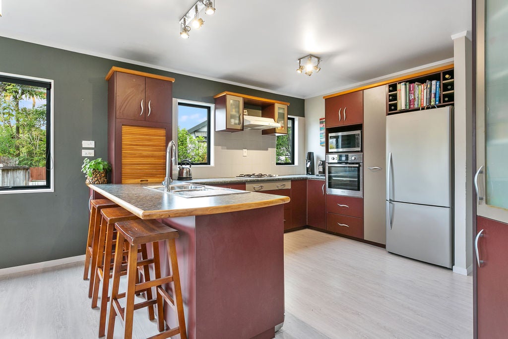 1 Goldsmith Street, Leamington, Cambridge - Carousel 2