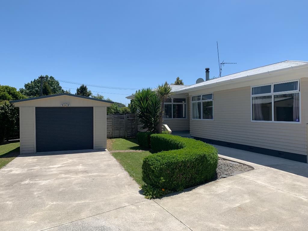 10 Forth Crescent, Glenview, Hamilton - Carousel 2