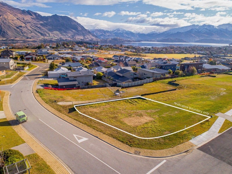 13 Mcleod Avenue, Wanaka - Carousel 1