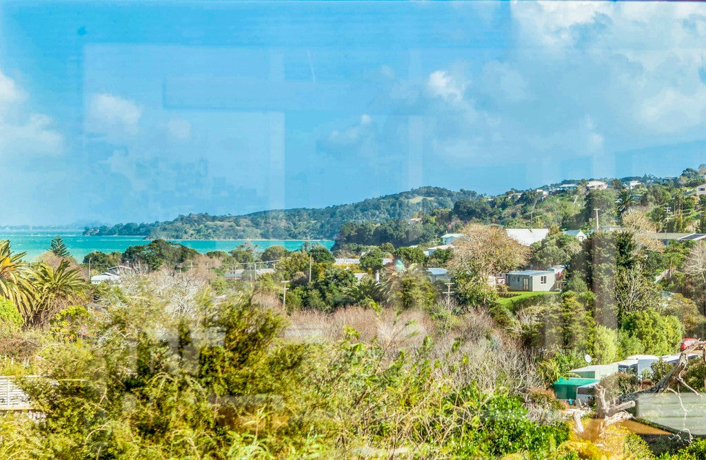 33A Ocean Road, Surfdale, Waiheke Island - Carousel 1