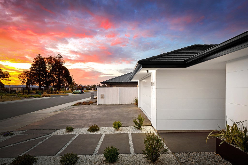 10 Clegg Street, Woodend, Woodend - Carousel 26