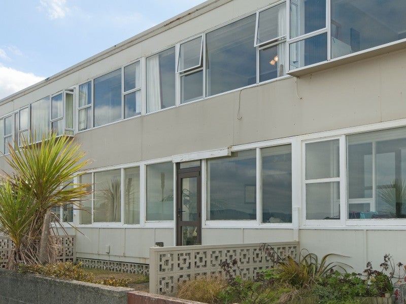 5 Aurora Street, Petone, Lower Hutt - Carousel 20