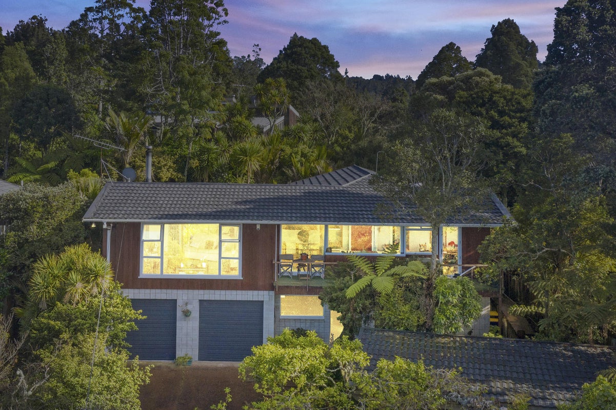 75 Tanekaha Road, Titirangi, Auckland - Carousel 2
