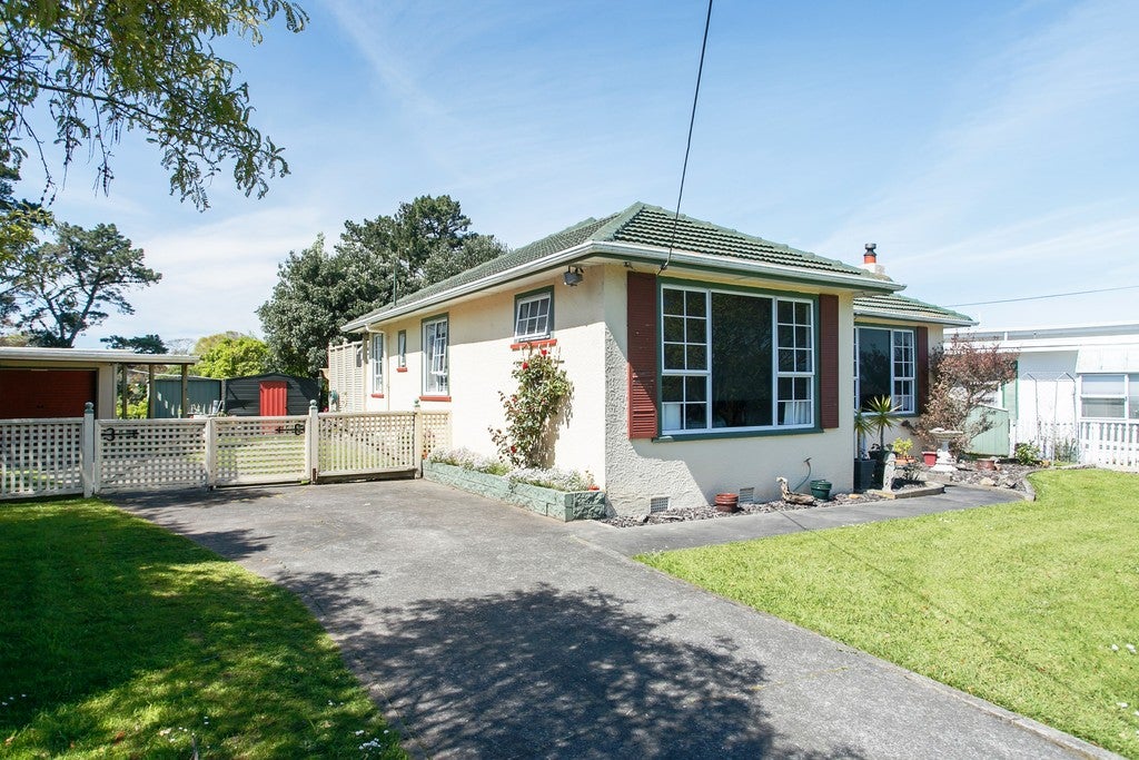 1 East Way, Durie Hill, Whanganui - Carousel 1