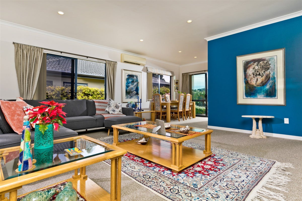 122 Te Wharau Drive, Greenhithe, Auckland - Carousel 2