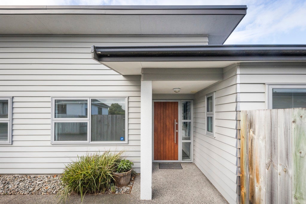 28A South Street, West End, Palmerston North - Carousel 2