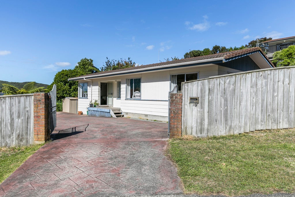 59 Montgomery Avenue, Karori, Wellington - Carousel 1