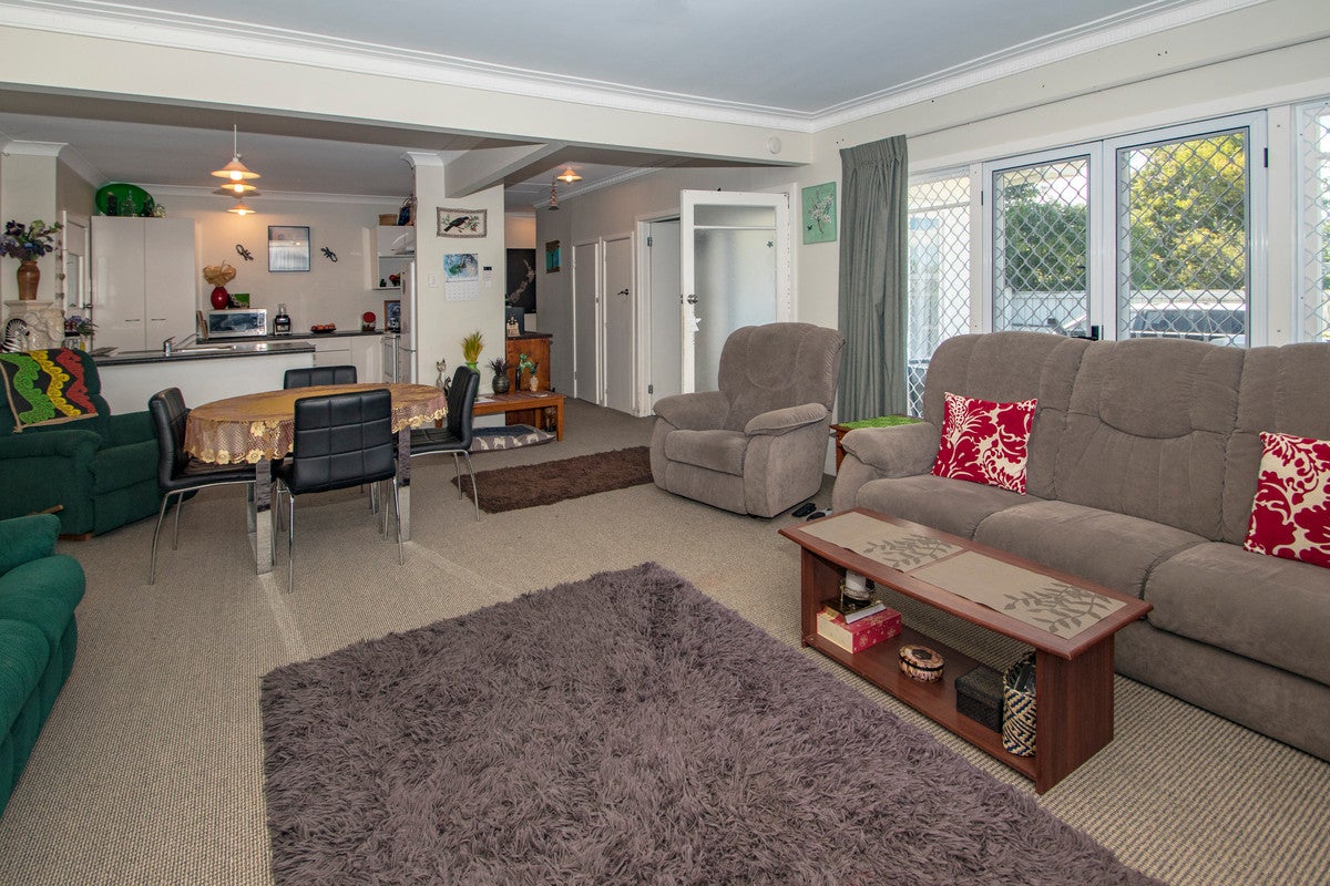 70 Geddis Avenue, Maraenui, Napier - Carousel 2