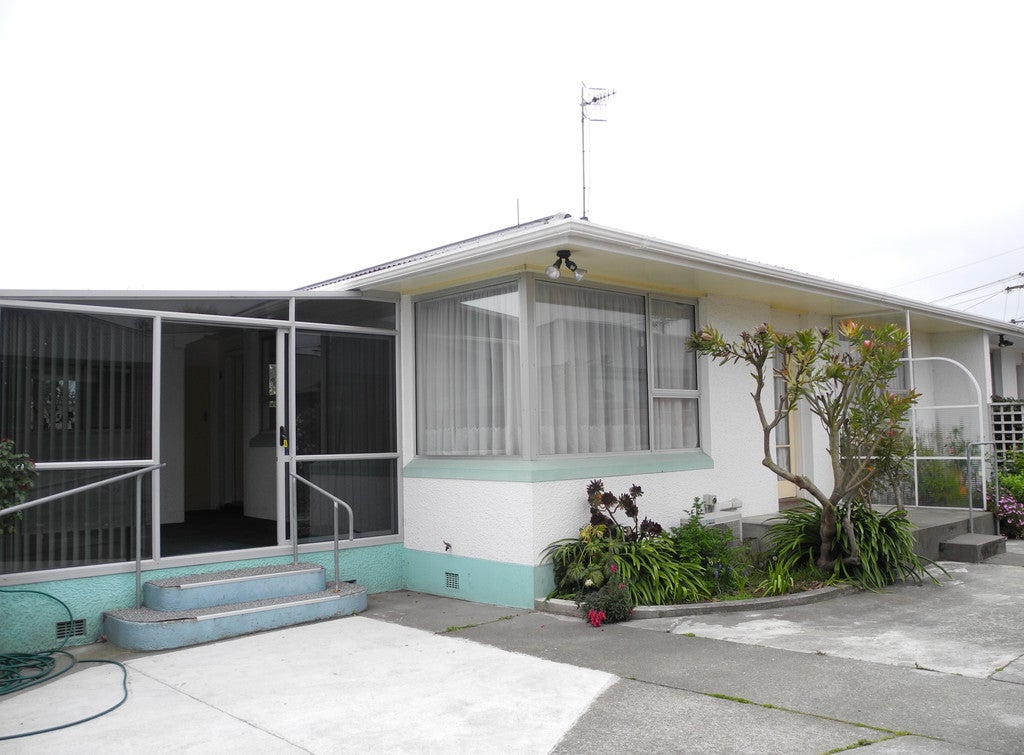 2/35 Dee Street, Seaview, Timaru - Carousel 1