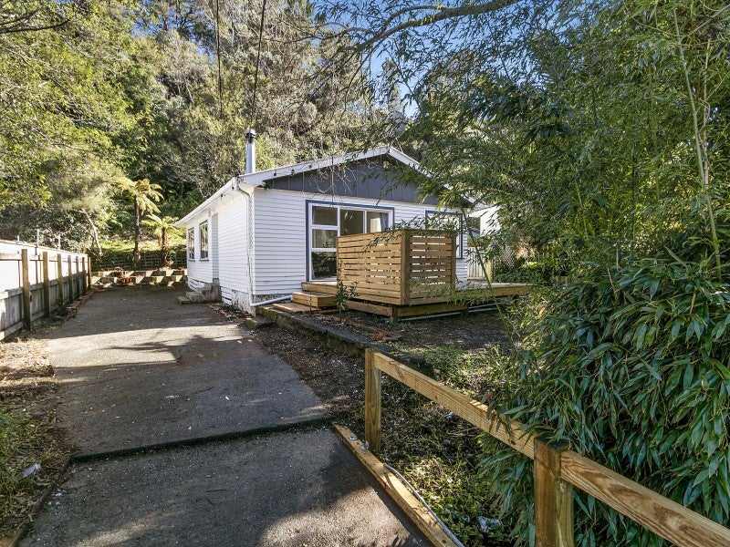 27 Hair Street, Wainuiomata, Lower Hutt - Carousel 20