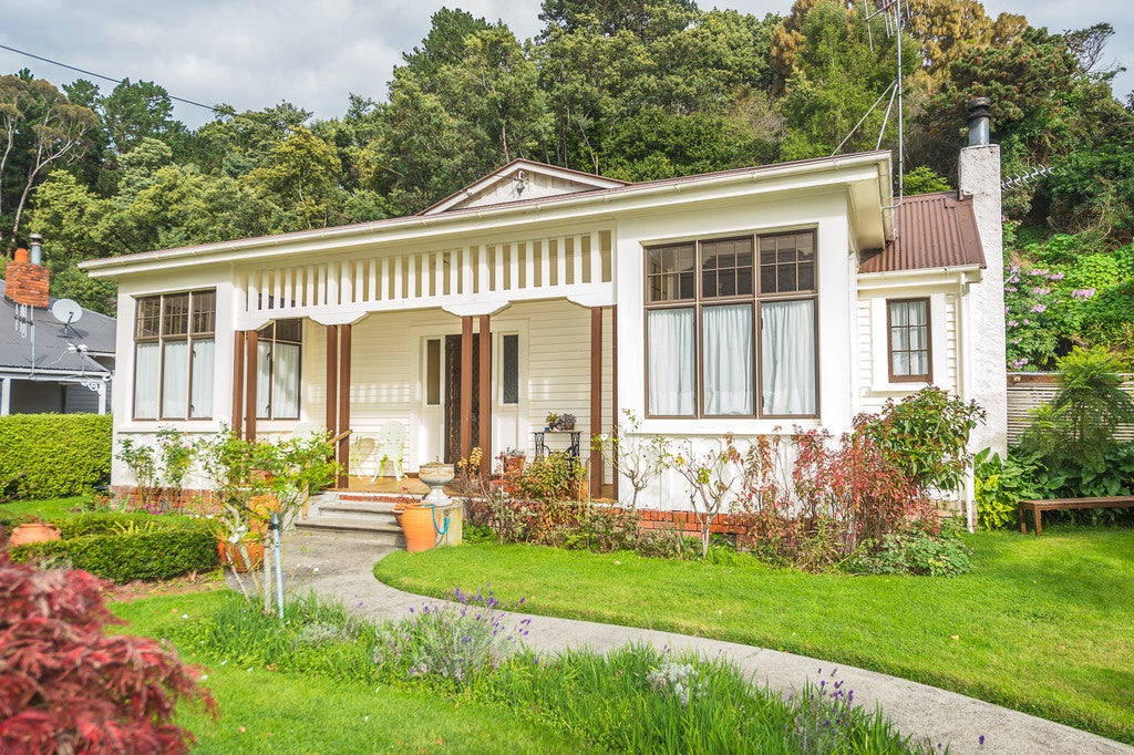4 Turoa Road, Whanganui East, Whanganui - Carousel 1
