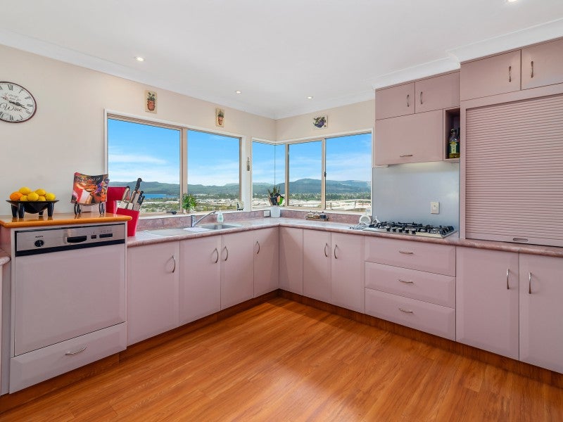 32 Russell Crescent, Western Heights, Rotorua - Carousel 2