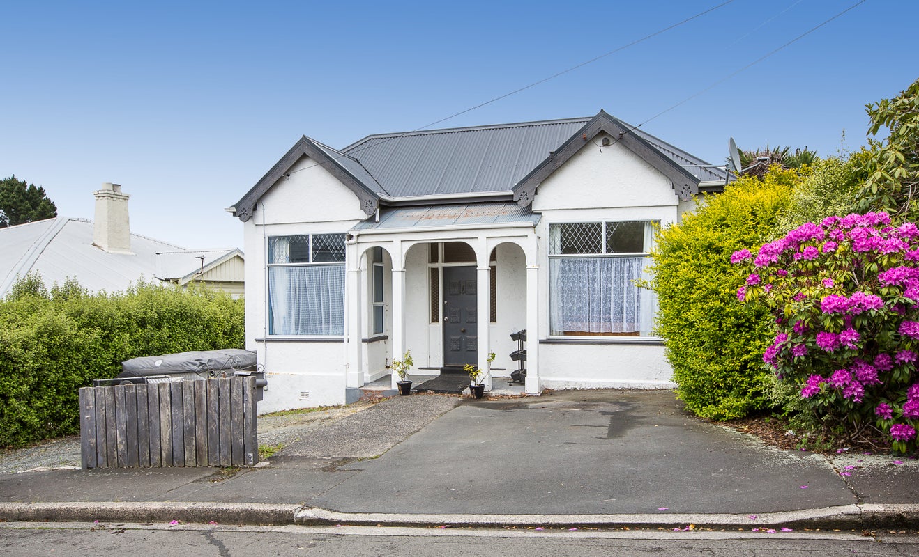 10 Cochrane Street, Mornington, Dunedin - Carousel 1