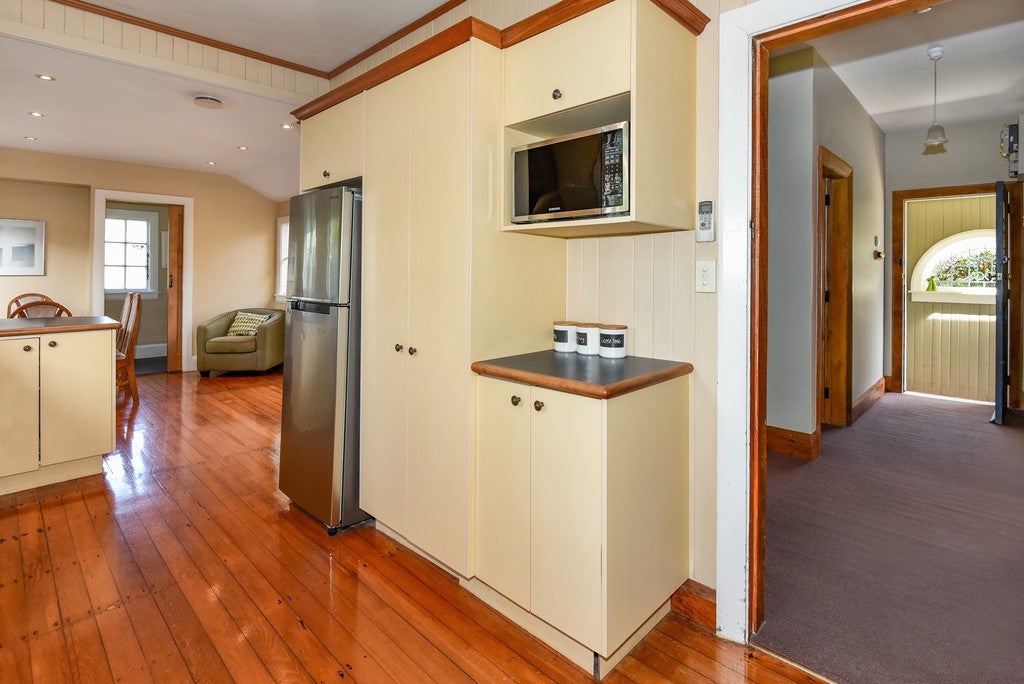 82 Corson Avenue, Beckenham, Christchurch - Carousel 26
